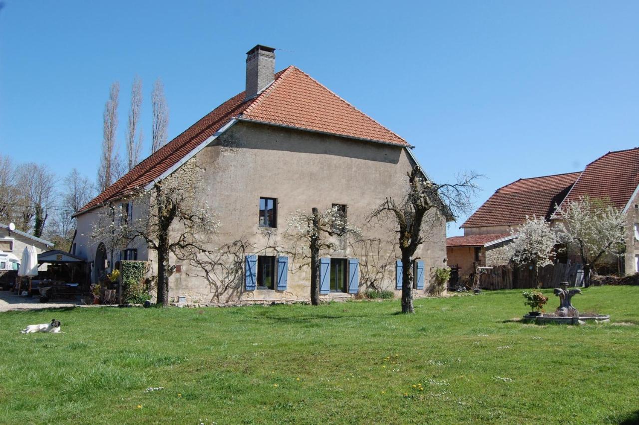 Chambre D'Hotes Juste-Confortable Fleurey-les-Lavoncourt Luaran gambar