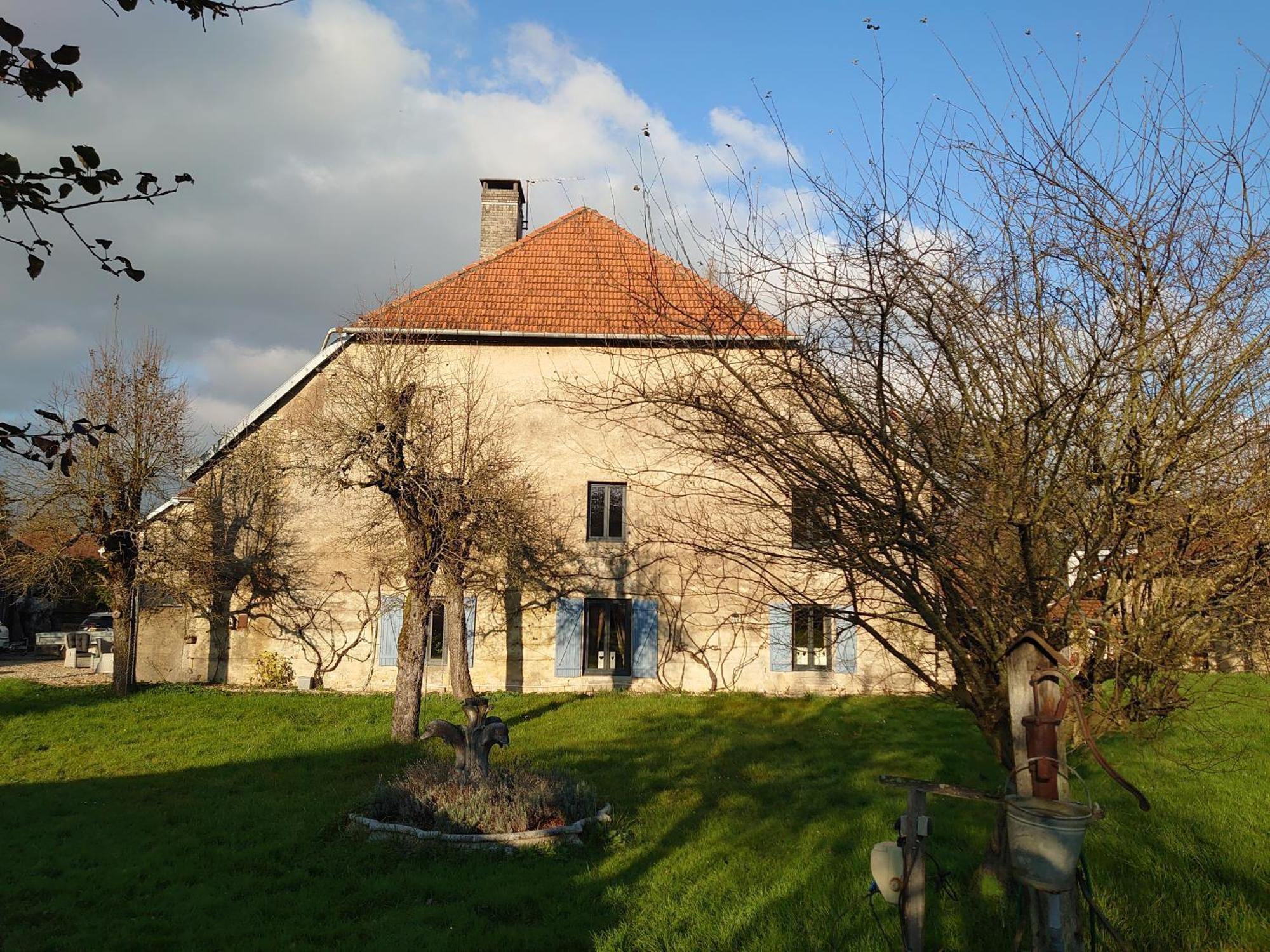 Chambre D'Hotes Juste-Confortable Fleurey-les-Lavoncourt Luaran gambar