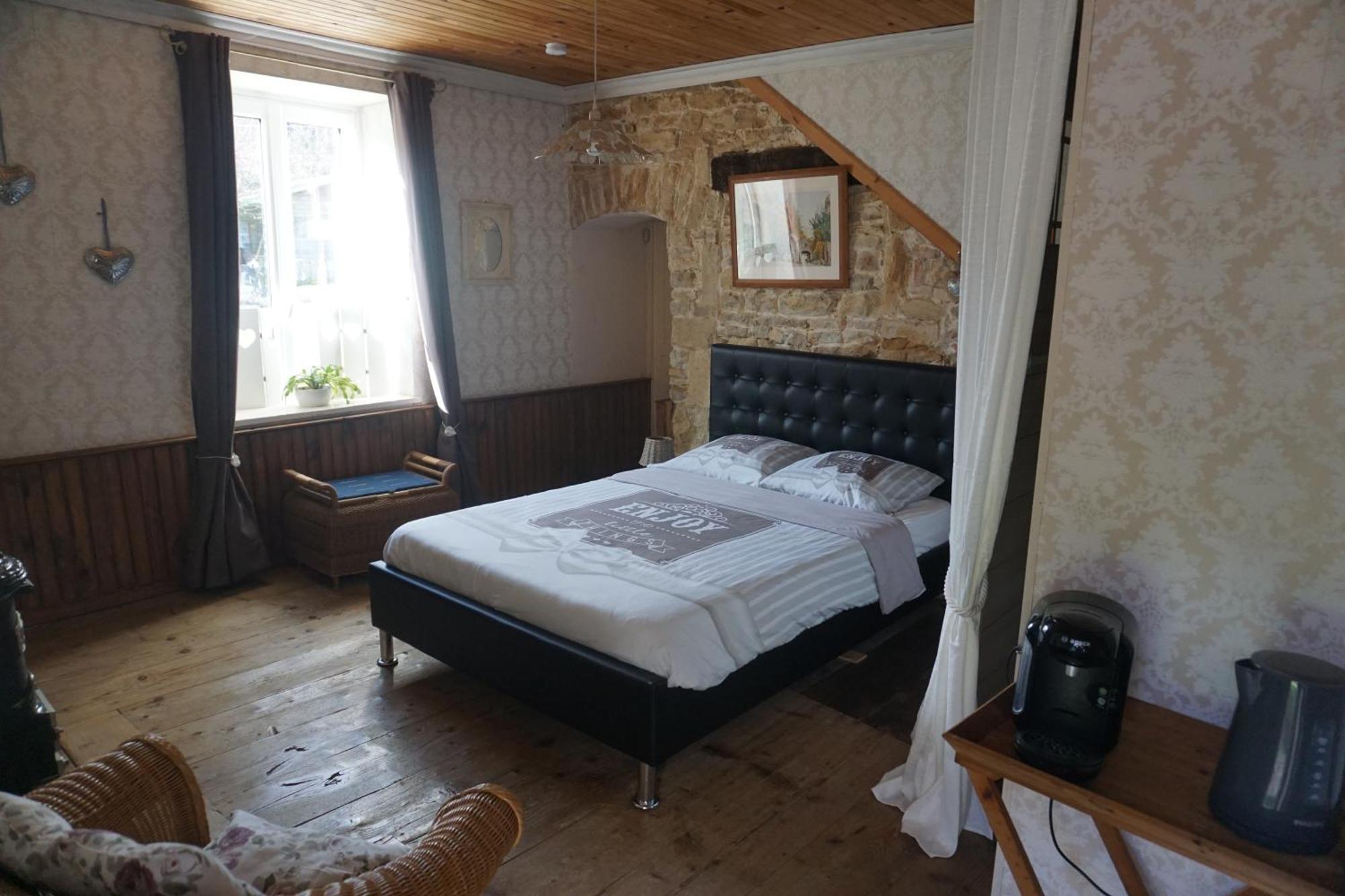 Chambre D'Hotes Juste-Confortable Fleurey-les-Lavoncourt Luaran gambar