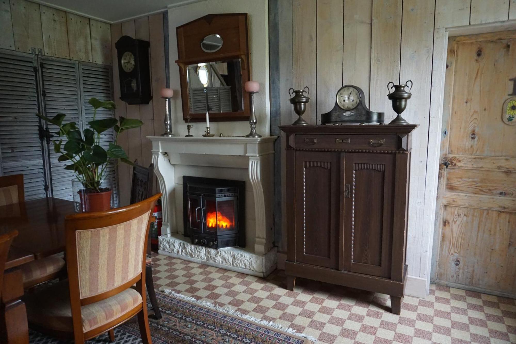 Chambre D'Hotes Juste-Confortable Fleurey-les-Lavoncourt Luaran gambar