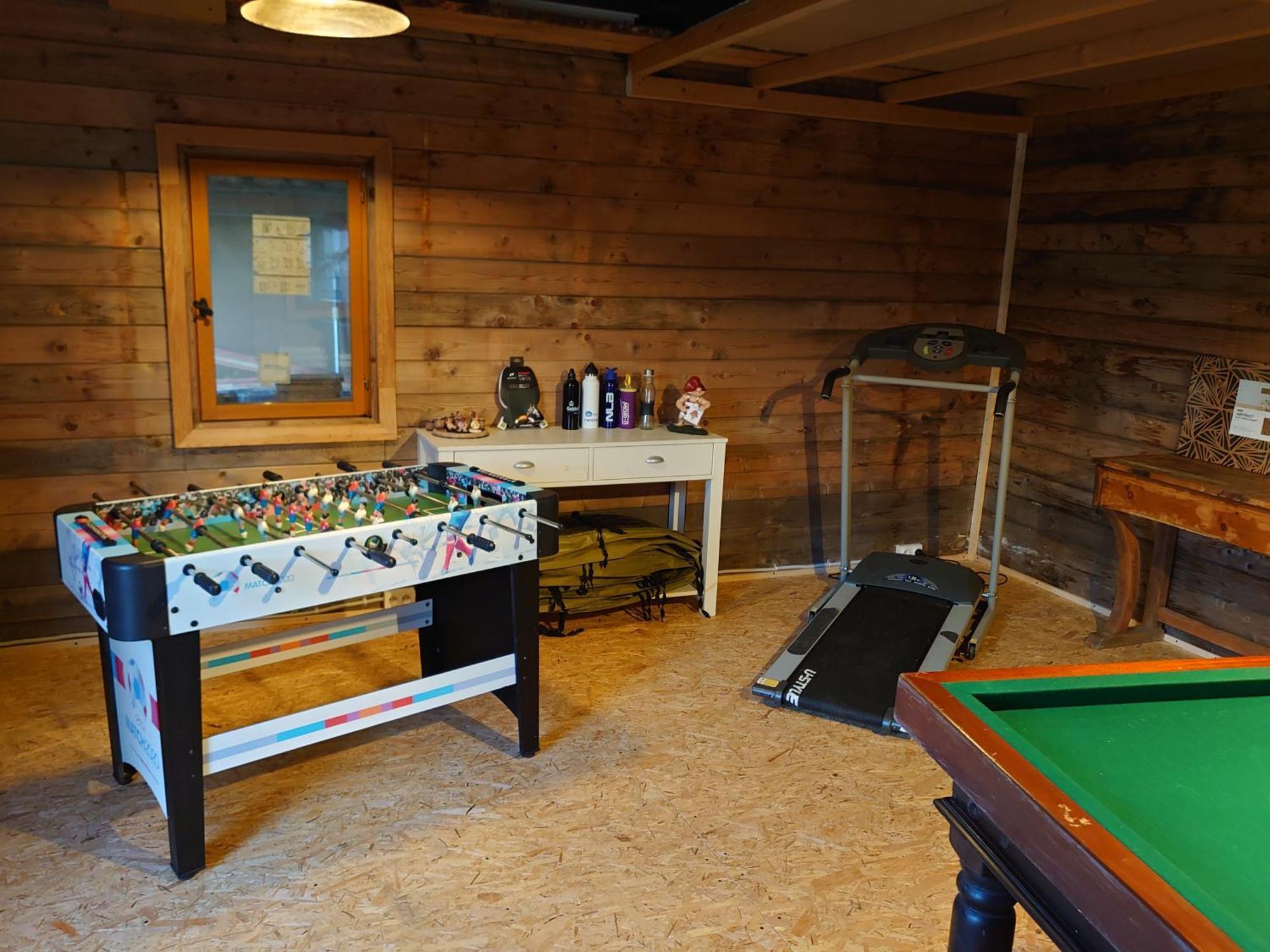 Chambre D'Hotes Juste-Confortable Fleurey-les-Lavoncourt Luaran gambar