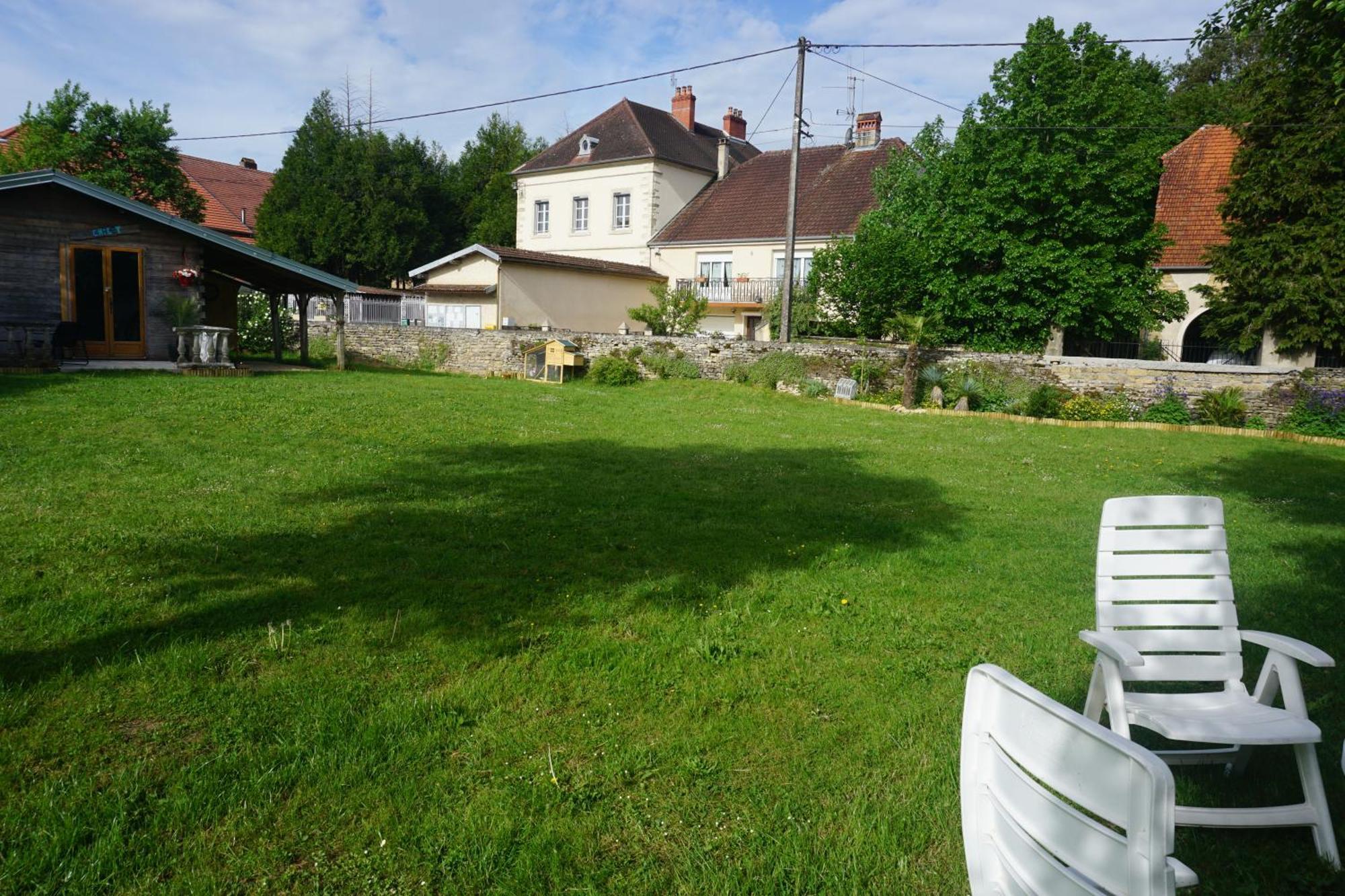 Chambre D'Hotes Juste-Confortable Fleurey-les-Lavoncourt Luaran gambar